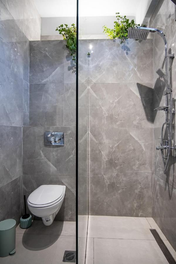Georgianna'S Suite With Private Pool , 'Blank Suite' Charokopio Экстерьер фото