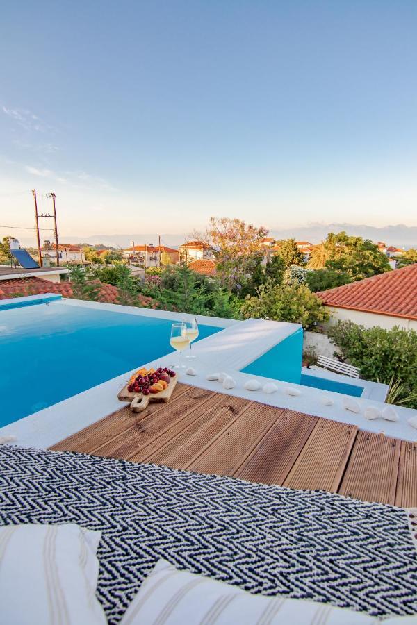 Georgianna'S Suite With Private Pool , 'Blank Suite' Charokopio Экстерьер фото